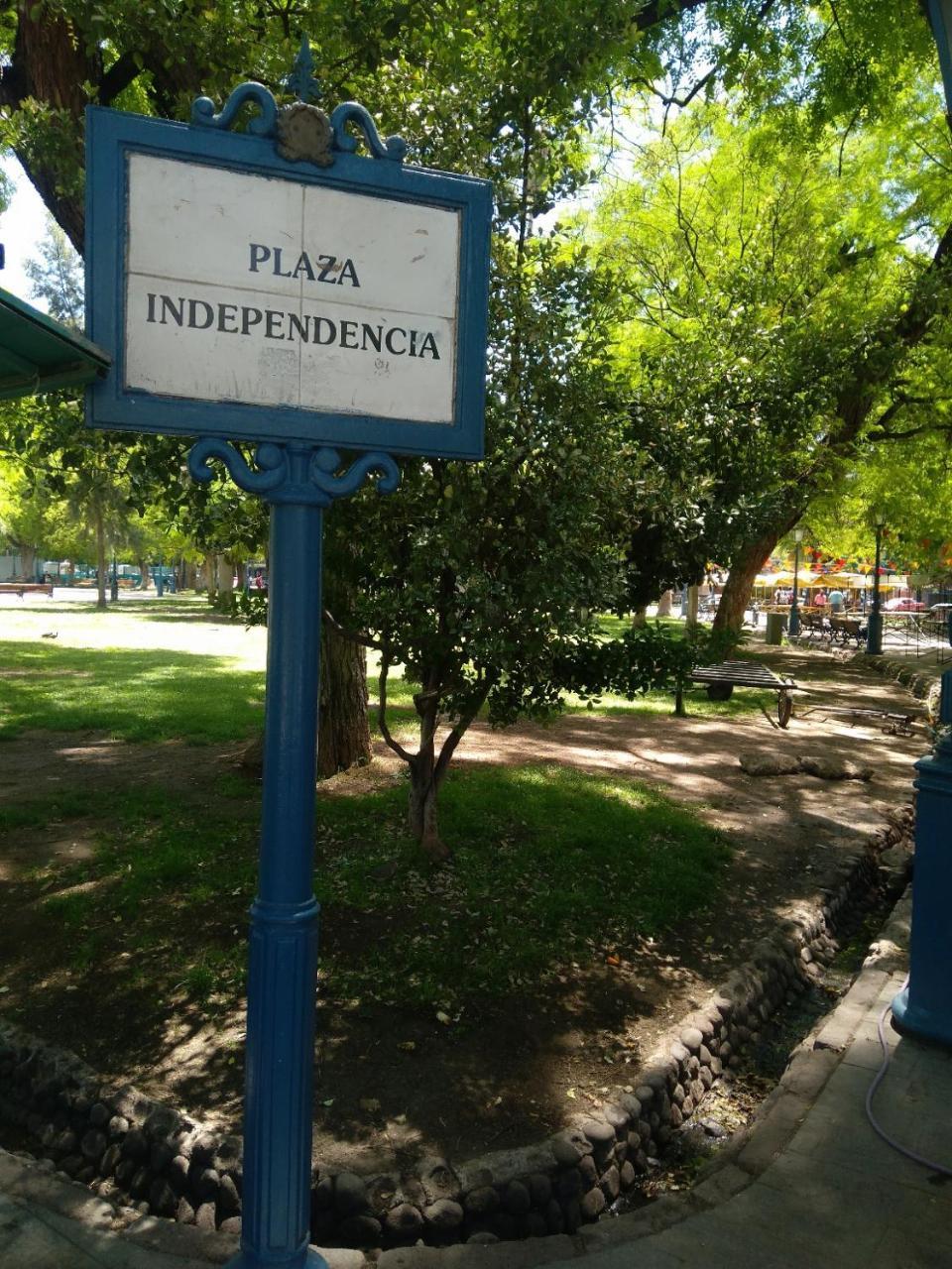 Ferienwohnung Plaza Independencia Mendoza Exterior foto